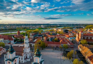 kaunas iš auštai